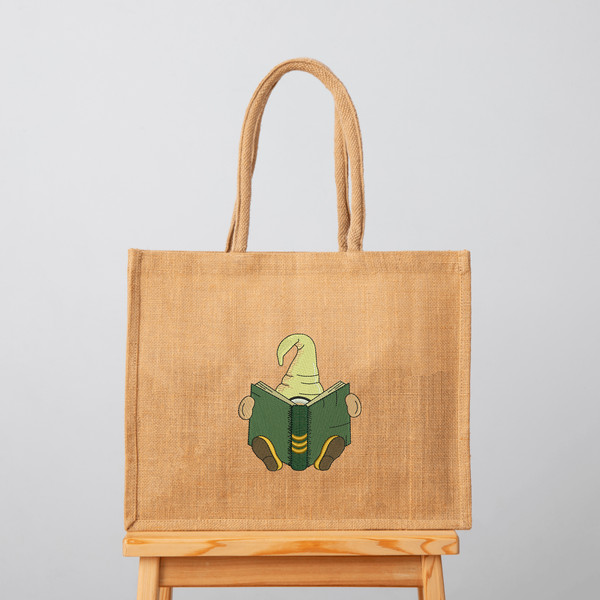 Reading Gnome Embroidery Design