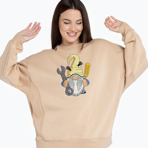 Mechanical Gnome Embroidery Design