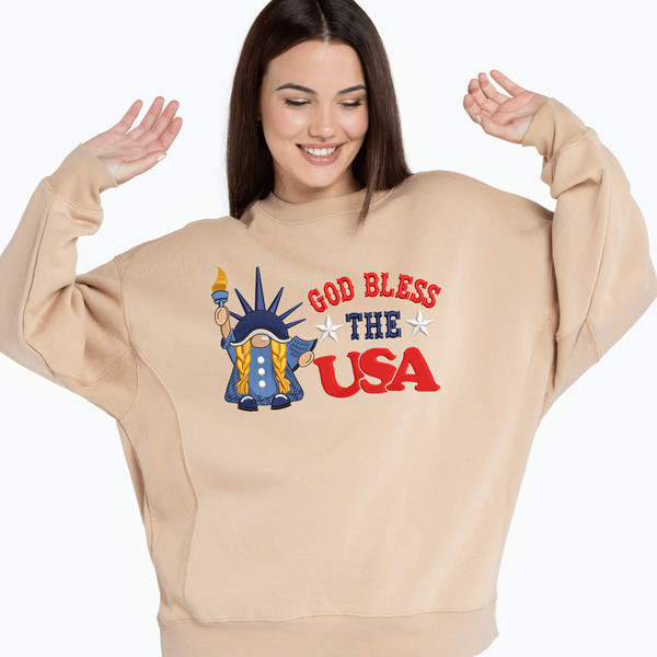 God Bless The USA Gnome Embroidery Design