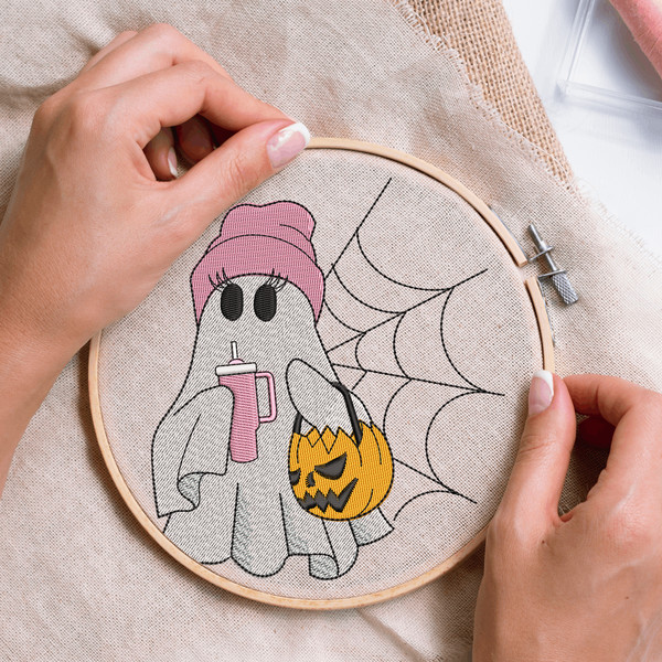 Tumbler Ghost Embroidery Design