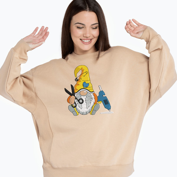 Craft Gnome Embroidery Design