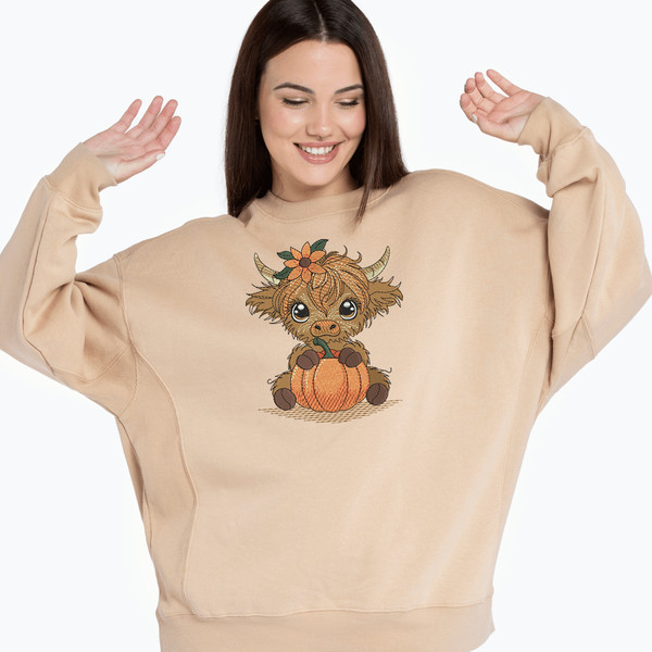 Fall Baby Highland Cow Pumpkin Embroidery Design