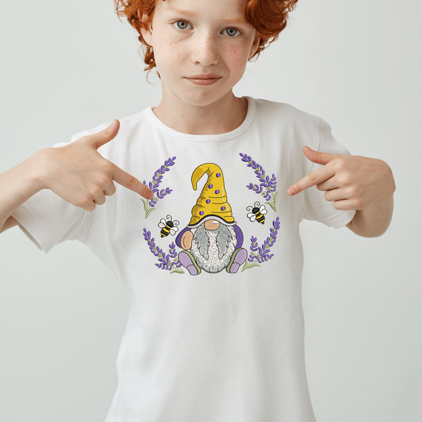 Provence Lavender Gnome Embroidery Design