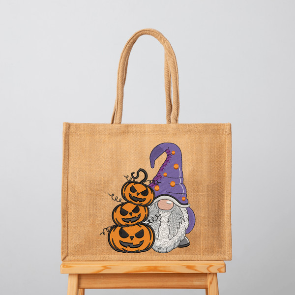 Halloween Spooky Gnome Embroidery Design