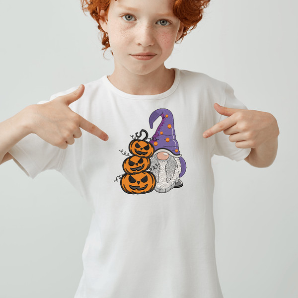 Halloween Spooky Gnome Embroidery Design
